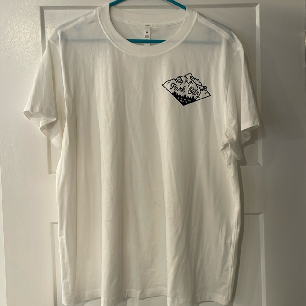 Lululemon Park City White T-Shirt